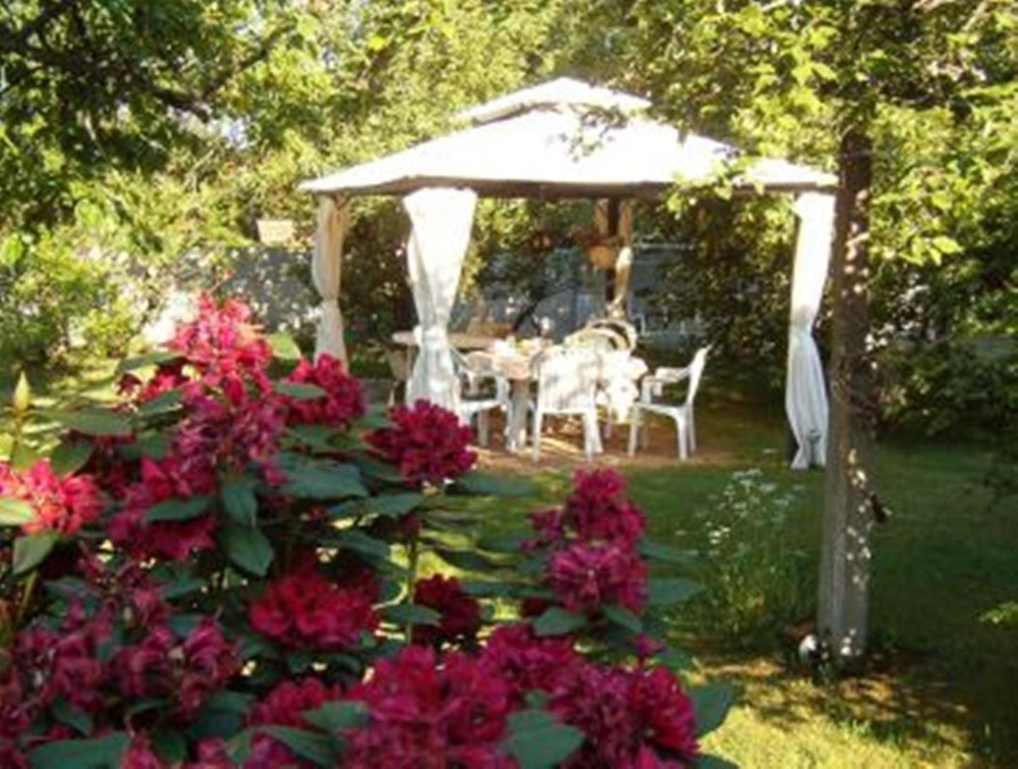 La Longere Des Gillettes Bed & Breakfast Bézenet Exterior foto